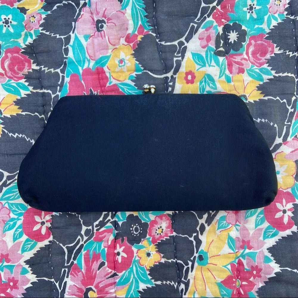 Vintage wool blend Garay black rhinestone kisslock purse clutch